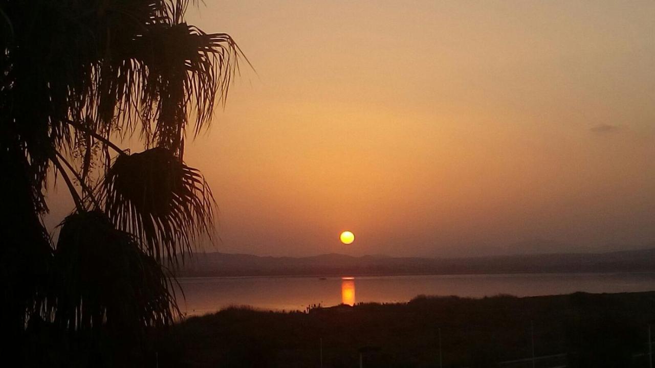 Bnb Casa Frente Al Lago Rosa Torrevieja Zewnętrze zdjęcie